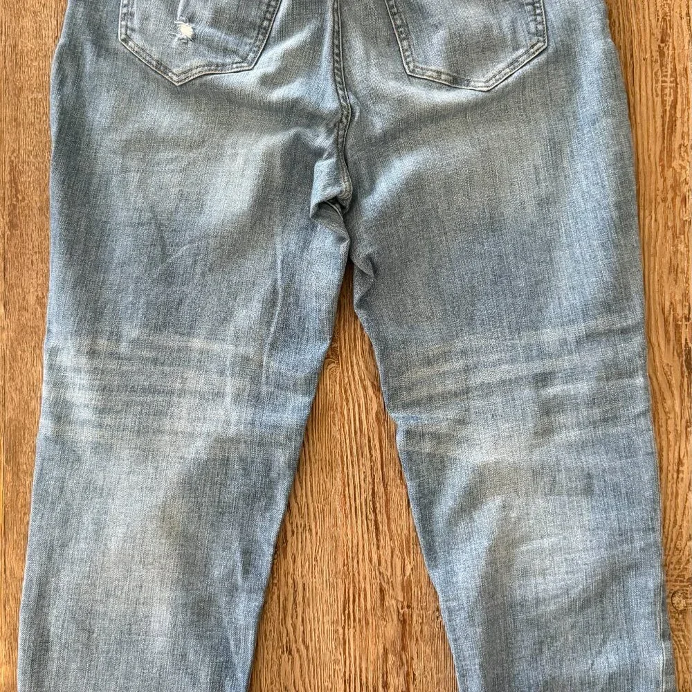 Studio Blue Distressed Cropped Jeans Size 31 Light Wash Stretch - Picture 2 of 5